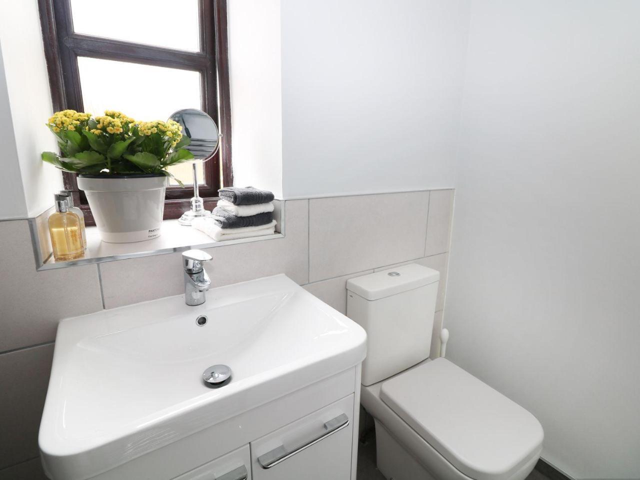 Dove Cottage Clowne Buitenkant foto