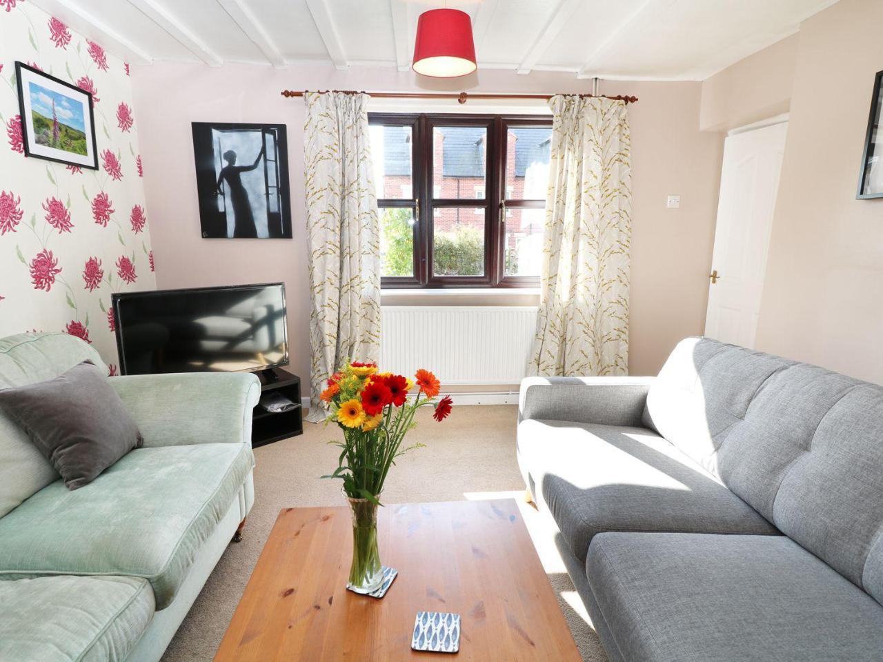 Dove Cottage Clowne Buitenkant foto